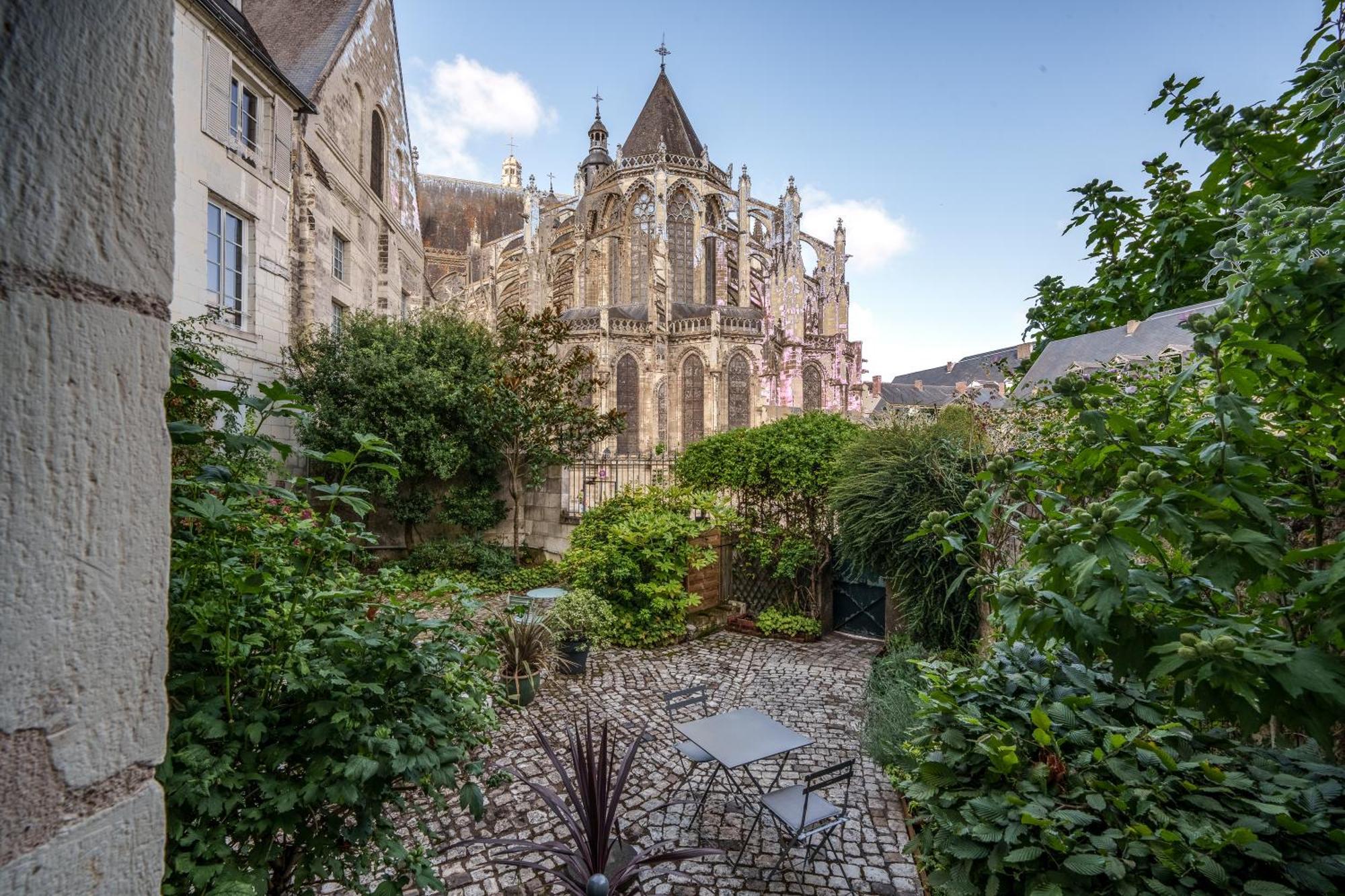 Appartement Raffine Vue Cathedrale, Jardin, Wifi Tours Ngoại thất bức ảnh